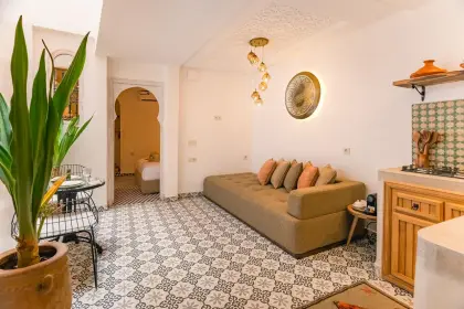 **Riad\-Style Douiria for Sale – Kasbah, Marrakech Medina